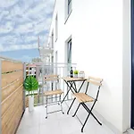 Close To The Old Town With Free Parking